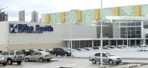 Photo of exterior of Riba Smith supermarket at Multiplaza Mall in Panama City
