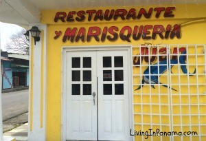 Yellow building with sign, Restaurante y Marisqueria Don Juan