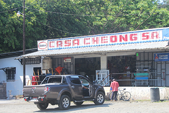 casa-cheong-hardware-store-puerto-armuelles-panama