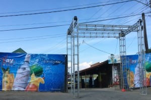 temporary walls and scaffolding for carnival in Puerto Armuelles
